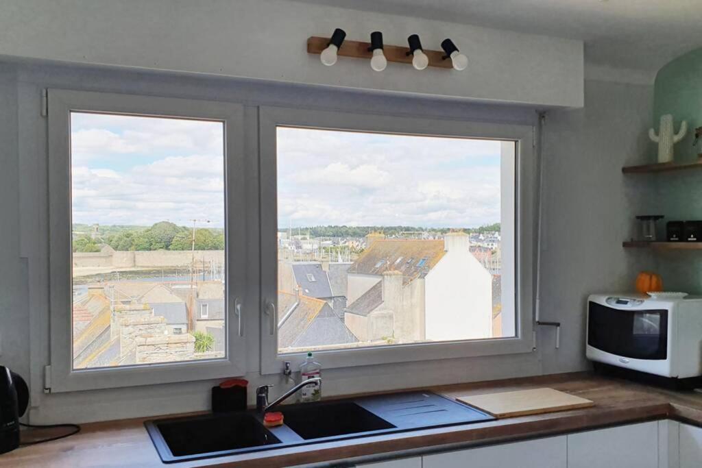 LE PHARE DE LA CROIX pleine vue mer centre ville Concarneau Buitenkant foto